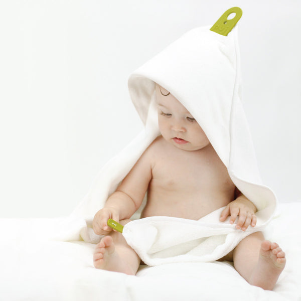 Puj Hug Infant Hooded Towel
